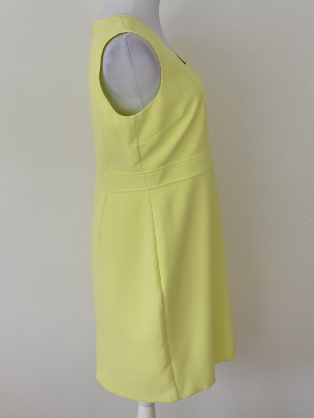 Ann Taylor Neon Chartreuse Shift Dress - 10P - Picture 10 of 11